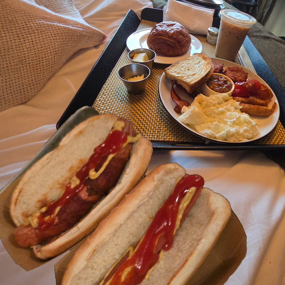 Thu · full English → Crif Dogs